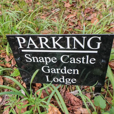 Snape Castle Garden * Bedale
