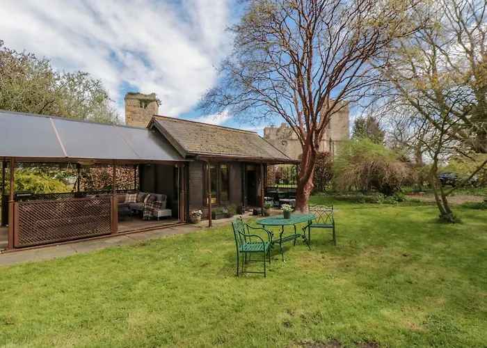 Snape Castle Garden Holiday home