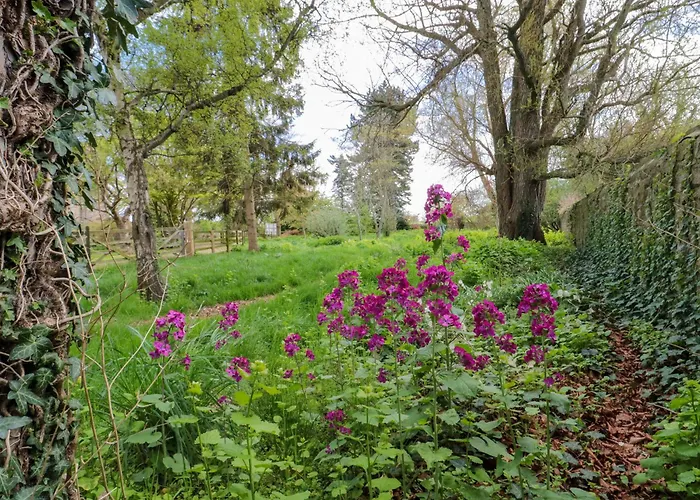 Holiday home Snape Castle Garden