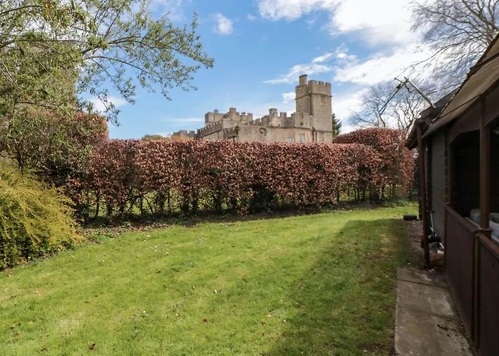 Holiday home Snape Castle Garden *